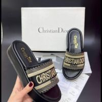 Дамски чехли Christian Dior Реплика ААА+
, снимка 2 - Джапанки - 45753703