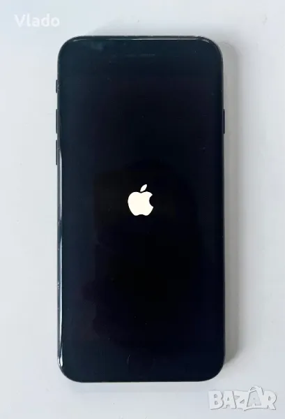 iPhone SE 2022, снимка 1