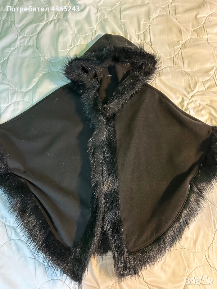 Масло черно пончо/ мантия с качулка, правено в Италия, снимка 1