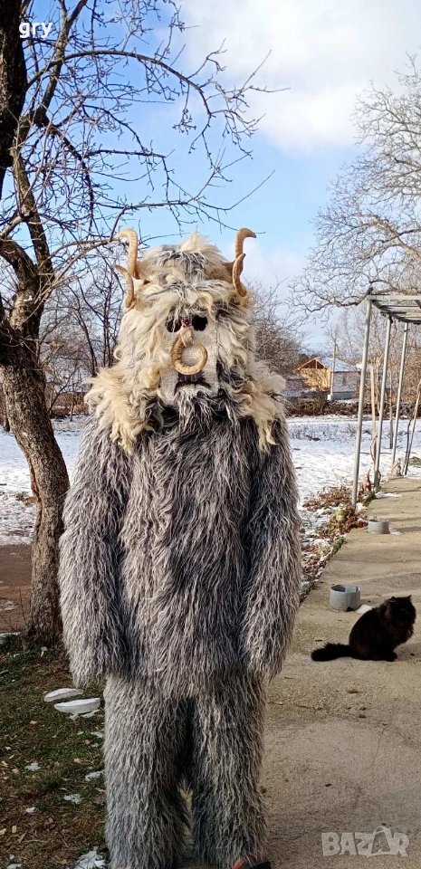 Кукерски костюми, снимка 1