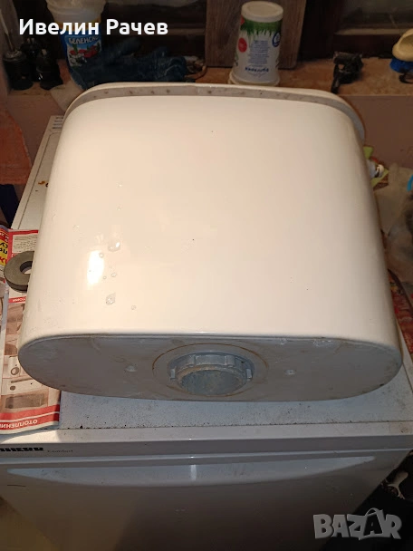 порцеланово тоалетно казанче за моноблок, снимка 1