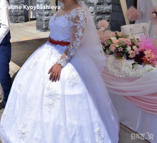 Сватбена рокля, снимка 1