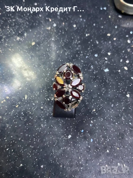 Сребърен пръстен/Липсва един камък,и е скъсан, снимка 1