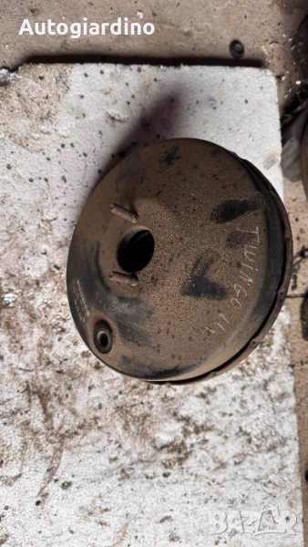 Серво усилвател / Спирачна помпа за Renault Twingo 2011 - 8200910008 /  03.7854-3901.4, снимка 1