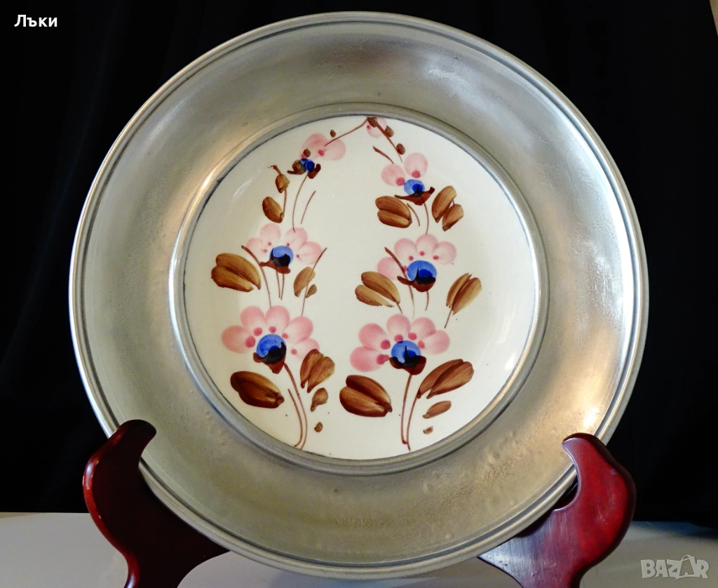 Рисувана порцеланова чиния с калаена рамка,пано. , снимка 1