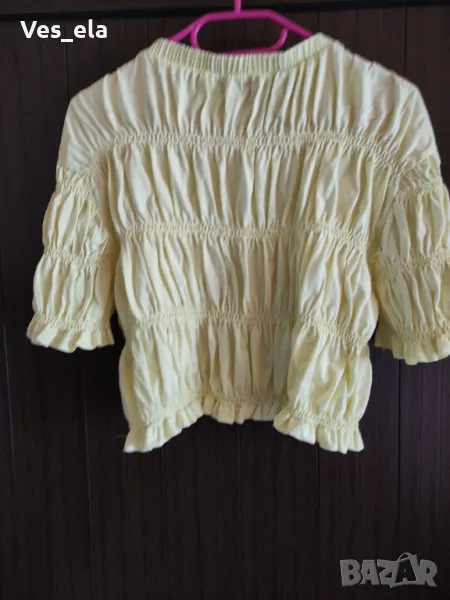 кокетна ластична къса блузка Daphnea Paris, снимка 1