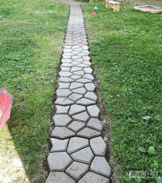 Бетонни ПЪТЕКИ за Двора и Градината --модерна АЛЕЯ, снимка 1