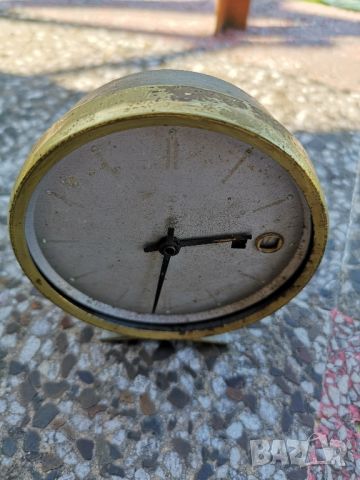 стар механичен часовник с будилник, снимка 1 - Антикварни и старинни предмети - 45493863