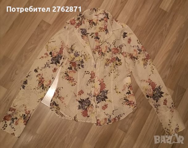 Red Valentino , снимка 1 - Ризи - 45541526