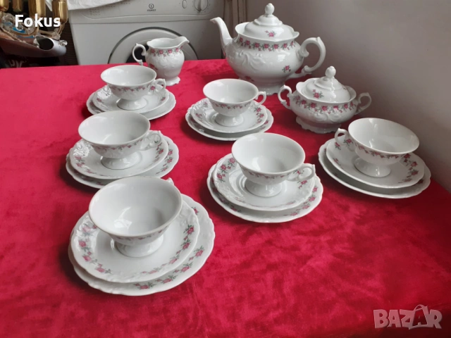 Разкошен порцеланов сервиз за чай -Полша- пълен комплект, снимка 13 - Антикварни и старинни предмети - 53436282