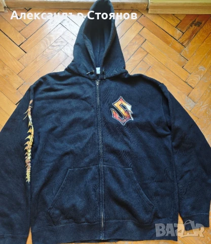 Суичер с качулка на шведската метъл група SABATON