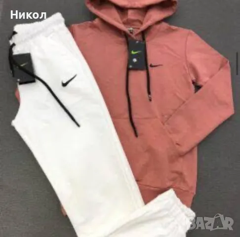 Дамски екипи Nike, снимка 3 - Спортни екипи - 48080274