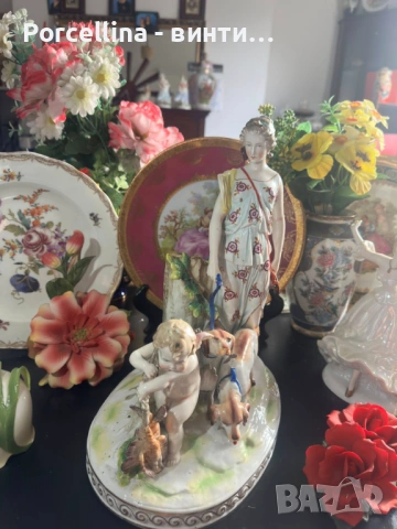 Sitzendorf Germany  Circa 1904 “ Дамата с херувим и куче” грандиозна класа, големина и великолепие