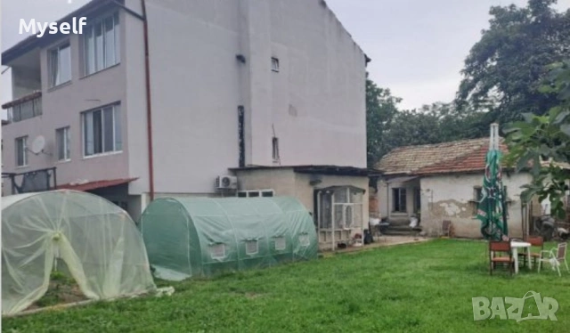 3 Етажа +727кв.двор, снимка 2 - Къщи - 53292601