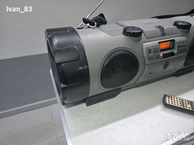 Радиокасетофон Boombox JVC RV-B90, снимка 4 - Радиокасетофони, транзистори - 53006032
