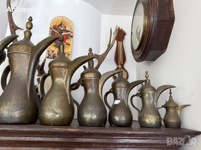 Колекция стари бронзови кани/ибрици №7565 , снимка 4 - Антикварни и старинни предмети - 52247716