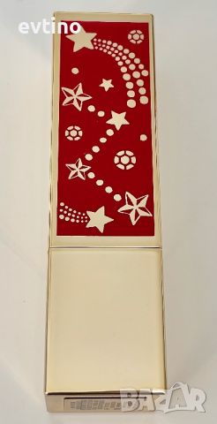 Estee Lauder червило - червено класическо червило limited edition колекция 3,5 гр, снимка 4 - Декоративна козметика - 45403915