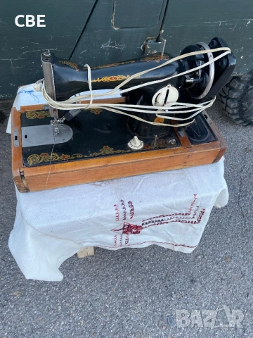 Стара руска шевна машина 2- М клас , снимка 8 - Шевни машини - 53844488