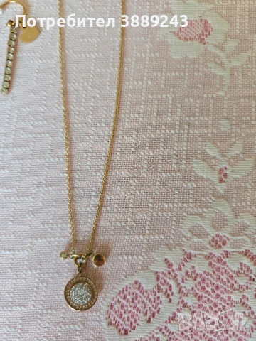 Комплект колие Fossil и обеци Guess , снимка 2 - Обеци - 51149631