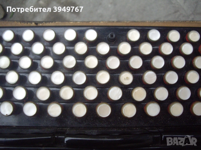 Стар акордеон 120 баса., снимка 5 - Антикварни и старинни предмети - 52458920