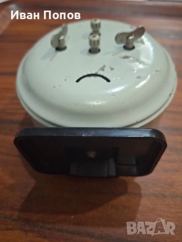 Будилник механичен, профилактиран, работи точно Янтар СССР, снимка 3 - Антикварни и старинни предмети - 53213958