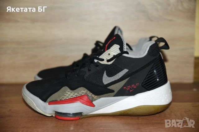 Nike Jordan оригинални, размер 43, ползвани, без забележки, снимка 2 - Маратонки - 53998543