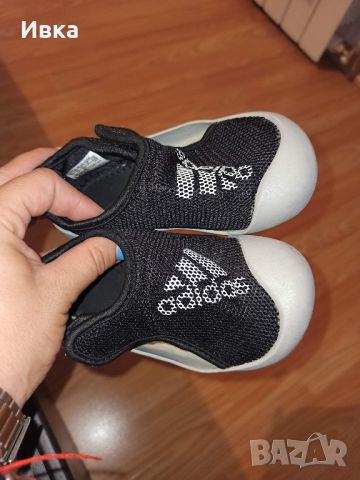 Сандали Adidas , снимка 2 - Детски обувки - 46239009