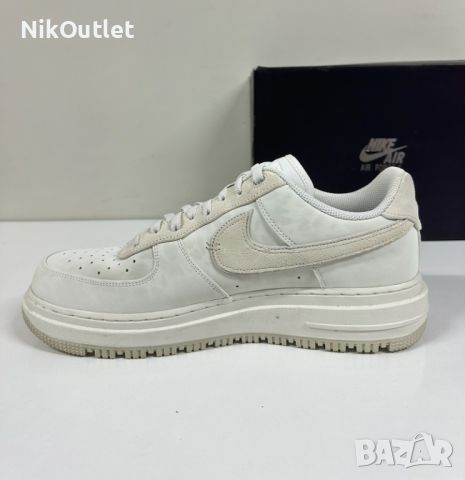 Nike Air Force 1 Luxe Summit White, снимка 2 - Кецове - 45539308