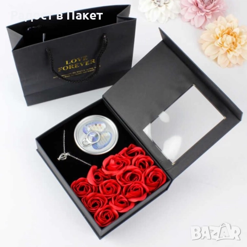 Комплект от вечни рози, верижка с висулка, естествена перла в мида