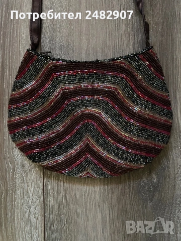 Малка бутикова чанта, снимка 8 - Чанти - 53423484