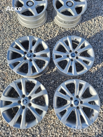 5x112.17цола 7.5j ET49. оригинални Шкода