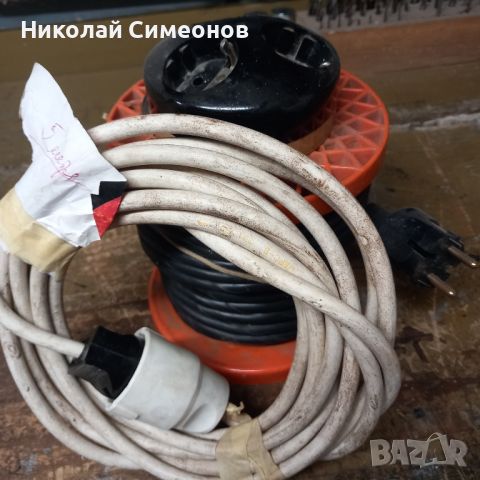 Продавам ел.Тример BOSCH, снимка 6 - Градинска техника - 46085980