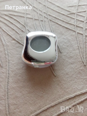 На вашето внимание - ДАТСКИ перлени сенки , снимка 5 - Козметика за лице - 53438619