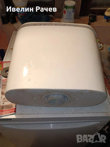 порцеланово тоалетно казанче за моноблок