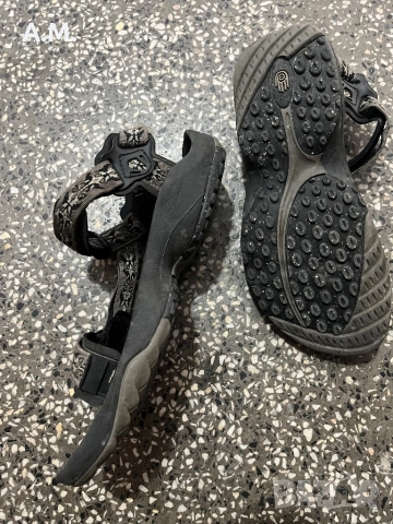 Мъжки сандали Teva 47 номер, снимка 3 - Мъжки сандали - 51600215