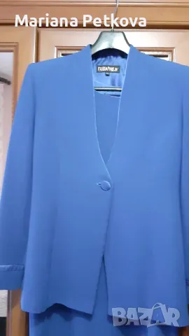 Комплект рокля със сако