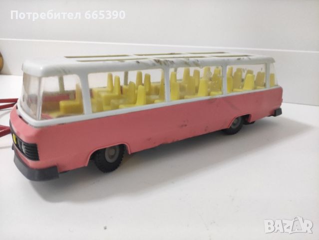 Соц играчка автобус , снимка 3 - Антикварни и старинни предмети - 46644949