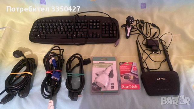 Продавам техника само за 10 лв - Камера Canon, флашка, рутер, usb charger, кабели и клавиатура!, снимка 1