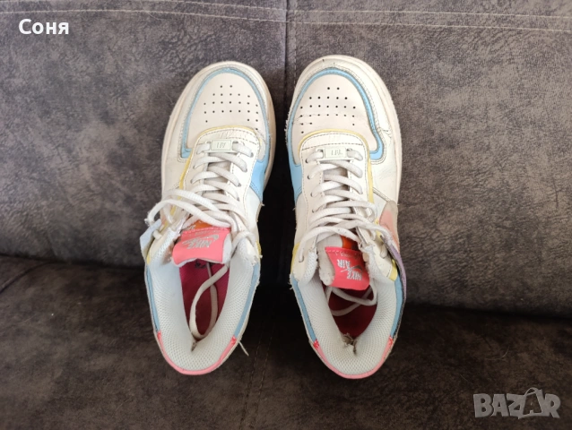 Дамски маратонки Nike Air, снимка 3 - Маратонки - 53622355