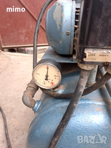 Продавам  2бр немски  компресори   8 атм., снимка 9 - Други машини и части - 33939435