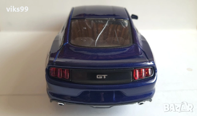 Ford Mustang GT 2015 MAISTO - Мащаб 1:24, снимка 5 - Колекции - 53860783