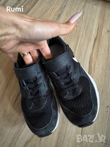 Оригинални детски маратонки Nike Air Max SYSTEM! 33 н, снимка 5 - Детски маратонки - 50925203