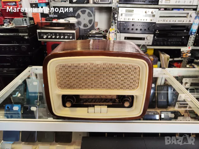 📻🎶 Ретро радио ORION R545 В отлично техническо и визуално състояние., снимка 2 - Радиокасетофони, транзистори - 50430670