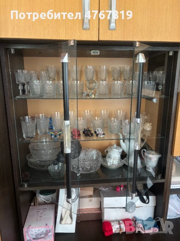 ПОДАРЯВАМ Секция в отлично състояние с 2 гардероба СОБСТВЕН ТРАНСПОРТ. ДО 27.03, снимка 4 - Секции и витрини - 53862969