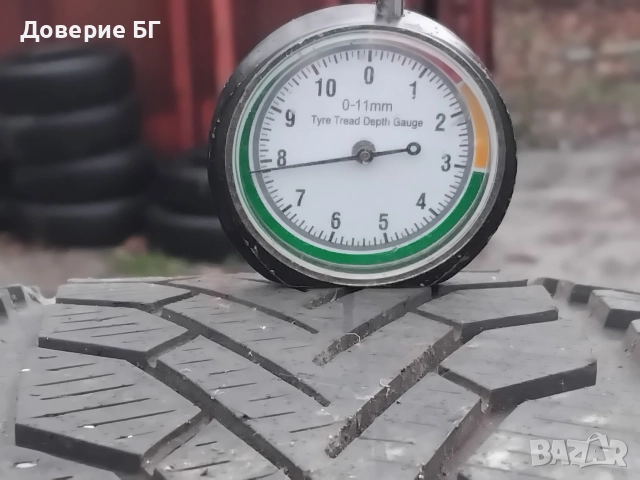 Гуми 235 65 17 Семперит Semperit 2 броя. Нов внос. Като нови., снимка 3 - Гуми и джанти - 52684372