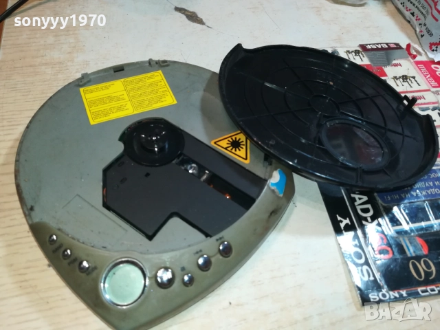 NIKOJ CX-CD302 CD PLAYER/RADIO 0309251215, снимка 2 - Радиокасетофони, транзистори - 51589894