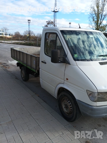 Mercedes 208,бордови, снимка 4 - Камиони - 52682372