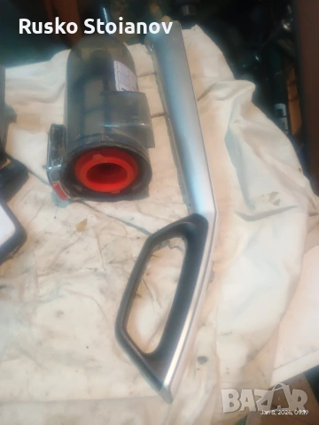 Прахосмукачка Bosch BCH6L2560 за части, снимка 3 - Прахосмукачки - 53035634