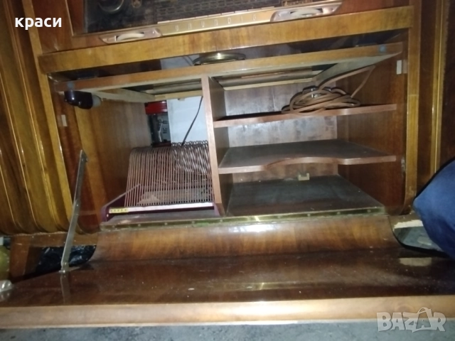 Старо лампово радио Грундинг,радио,грамофон и магнетофон, снимка 3 - Антикварни и старинни предмети - 52957976