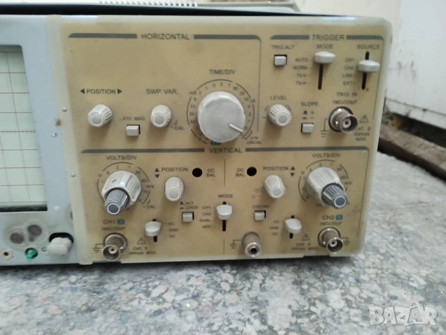 Разчистване 2 броя осцилоскопи за части, снимка 5 - Друга електроника - 54012049